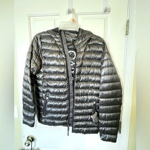 Men’s Medium Calvin Klein Packable Puffer Jacket - Never Been Worn